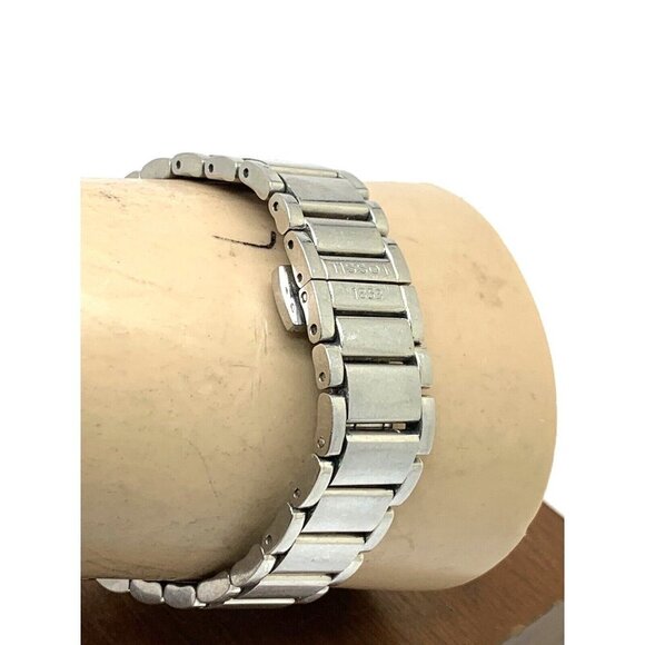 Tissot Women’s Watch Swiss Quartz Mother of Pearl Silver Steel T10530911… - Picture 9 of 13